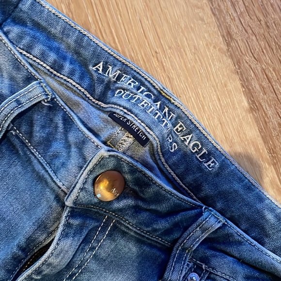 American Eagle Jeans - Picture 4 of 6
